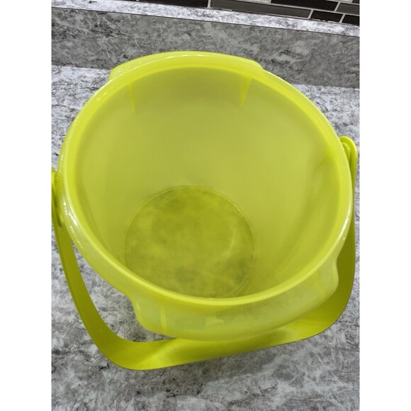 Tupperware Jumbo Canister 5L Yellow/Green  Kitchen Beverage Push Button Handle - Picture 7 of 7